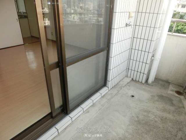 1K Apartment for Rent in Naha, Okinawa - Chateau Orion 3-F - Thumbnail 2