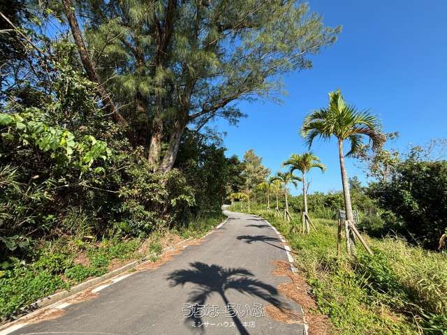 330m² Land for Sale in Nago City, Okinawa with Sea Access - Thumbnail 2