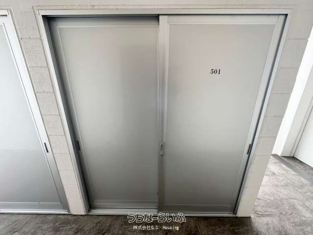 Ocean View 2LDK Condo in Chatan, Okinawa | Tierre Chatan Seaside - Thumbnail 4