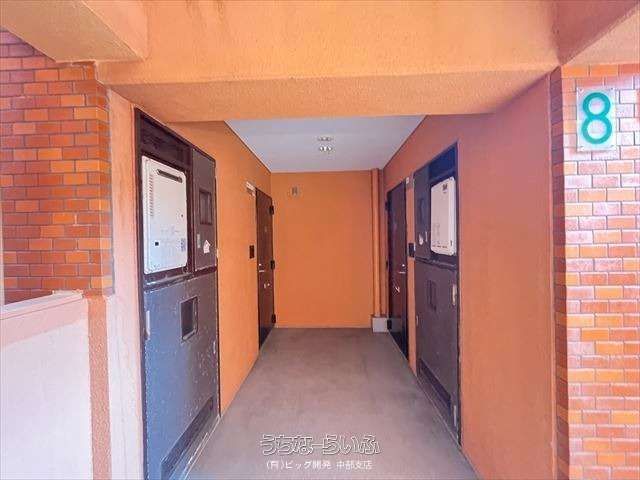 Lions Mansion Koza 805: 3LDK Apartment for Rent in Okinawa City - Thumbnail 3