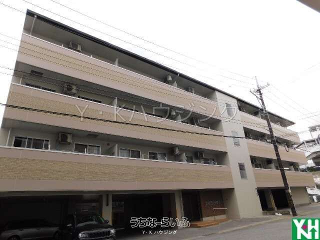 1LDK Apartment for Rent Near Furujima Station, Naha, Okinawa - Thumbnail 2