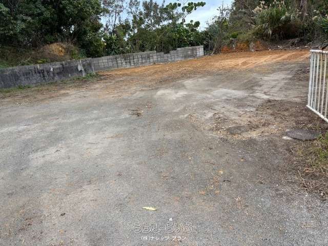 128 Tsubo Residential Land for Sale in Nago City, Okinawa - Thumbnail 4