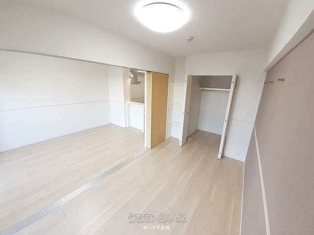 Sun Grace 403: New 1LDK Apartment for Rent in Chatan, Okinawa - Thumbnail 4