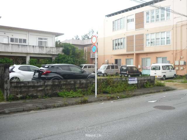 124 Tsubo Land for Sale in Uruma City, Okinawa - Prime Ishikawa Shirahama Location - Thumbnail 4