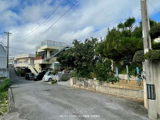 307.39 sqm Residential Land for Sale in Ginowan, Okinawa - Thumbnail 3