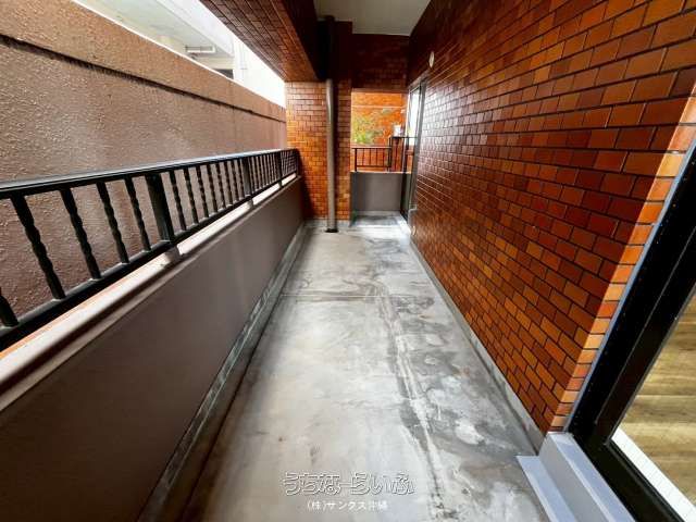 Renovated 1LDK Apartment for Sale in Naha, Okinawa - Lions Mansion - Thumbnail 2