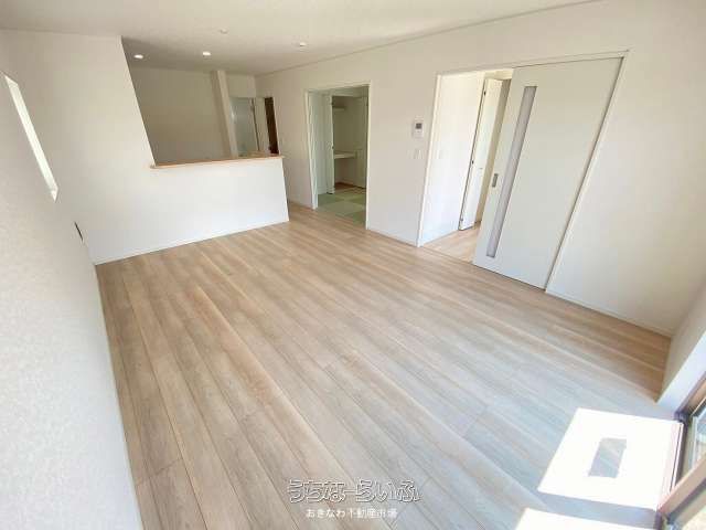 New 4LDK House for Sale in Yaese Town, Okinawa - Thumbnail 4
