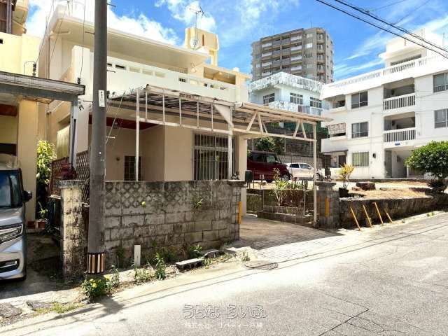 3LDK RCB House for Sale in Orokucho, Naha, Okinawa - Thumbnail 2