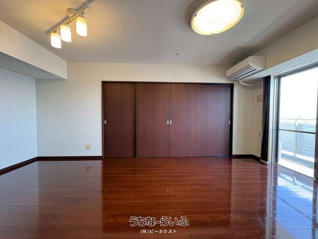 Premist Makishi Tower 2LDK Apartment for Rent in Naha, Okinawa - Thumbnail 3
