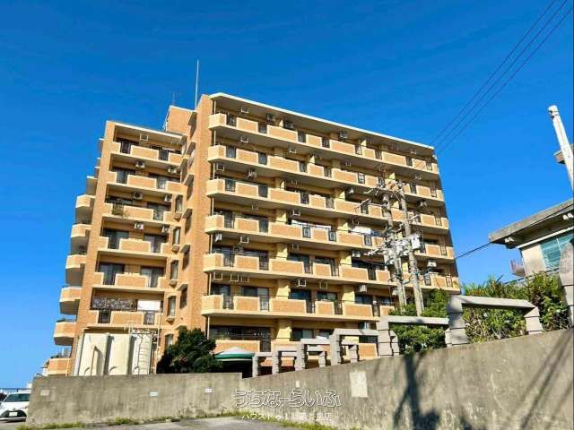 Renovated 2LDK Apartment for Sale in Naha, Okinawa - Thumbnail 2