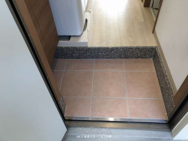 Pet-Friendly 1K Apartment for Rent in Naha City, Okinawa - Thumbnail 3