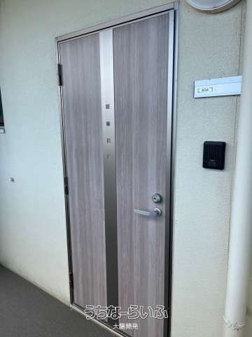 Riverside K 405: 1DK Apartment for Rent in Tomigusuku, Okinawa - Thumbnail 2
