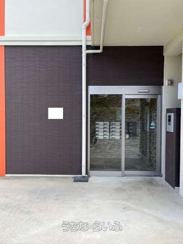 Riverside K 405: 1DK Apartment for Rent in Tomigusuku, Okinawa - Thumbnail 4