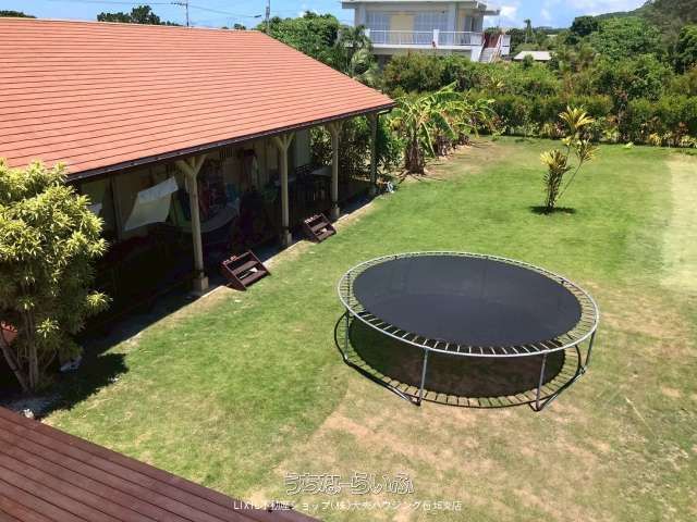Beachside Ishigaki Home with Guest Quarters and Large Garden - Thumbnail 3