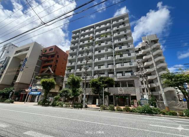 Renovated 2LDK Apartment for Sale in Naha, Okinawa - Thumbnail 2