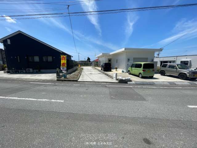 345 sqm Land Plot for Sale in Kyan, Itoman City, Okinawa - Thumbnail 2