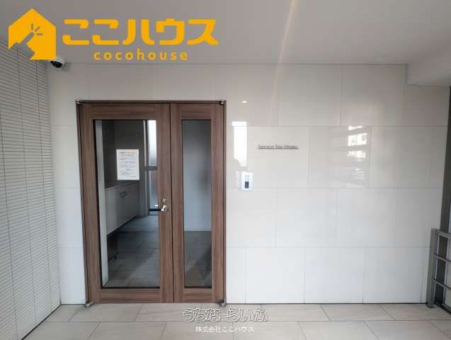 Ocean View 2LDK Condo in Toyosaki, Okinawa | Resort Lifestyle - Thumbnail 2