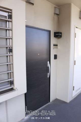 Ocean View 2LDK Apartment for Rent Near Shuri Station, Naha - Thumbnail 3