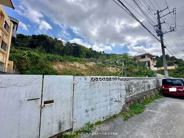 Land for Sale in Mashiki, Ginowan with West Coast Views - Thumbnail 4