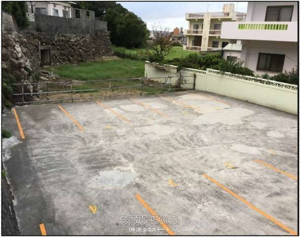 Land for Sale in Ginowan, Okinawa - 440.5 sqm Plot with Parking Income - Thumbnail 2