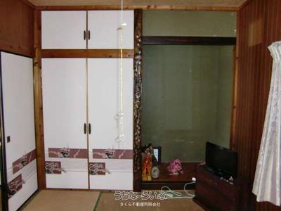 Spacious 2DK House with Large Garden in Sesoko, Motobu — Image 4, Motobu, Okinawa