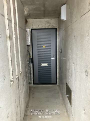 Mekaru Residence 501: Maisonette Apartment with Loft in Urasoe - Thumbnail 2