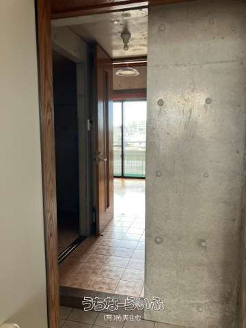 Mekaru Residence 501: Maisonette Apartment with Loft in Urasoe - Thumbnail 3