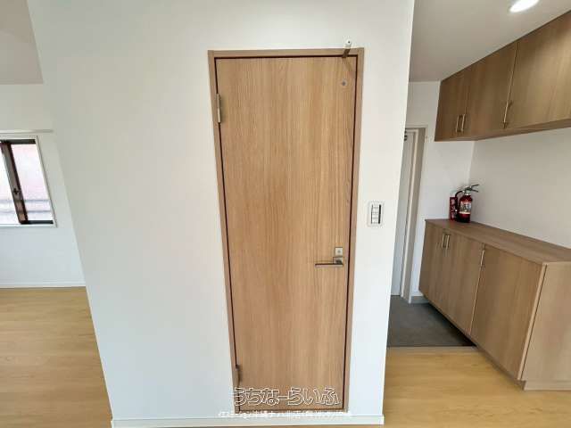 Renovated 1LDK Apartment with Ocean View in Naha, Okinawa - Thumbnail 3