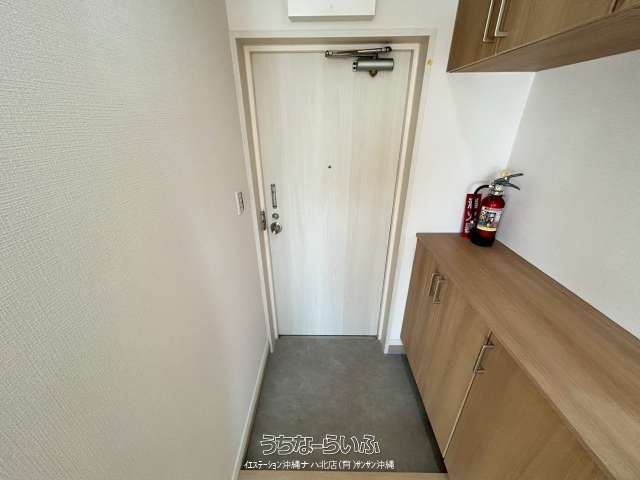 Renovated 1LDK Apartment with Ocean View in Naha, Okinawa - Thumbnail 4