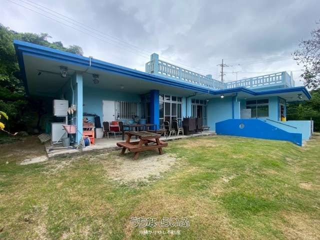 Large 4LDK House for Rent in Motobu, Okinawa with Garden - Thumbnail 2