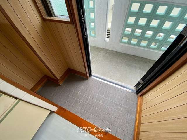 Pet-Friendly 1R Apartment for Rent in Ginowan, Okinawa - Thumbnail 3