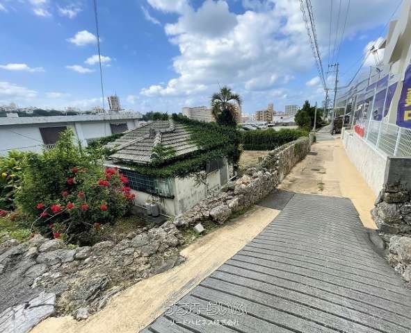 Land for Sale in Historic Shuri Kinjo District, Naha, Okinawa - Thumbnail 2