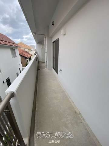 Luxury 4LDK Detached House for Rent in Toyosaki, Okinawa - Thumbnail 2
