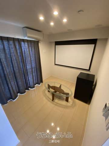Luxury 4LDK Detached House for Rent in Toyosaki, Okinawa - Thumbnail 4