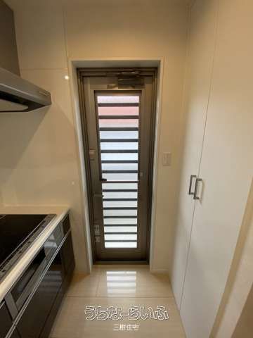 Luxury 4LDK Detached House for Rent in Toyosaki, Okinawa - Thumbnail 3