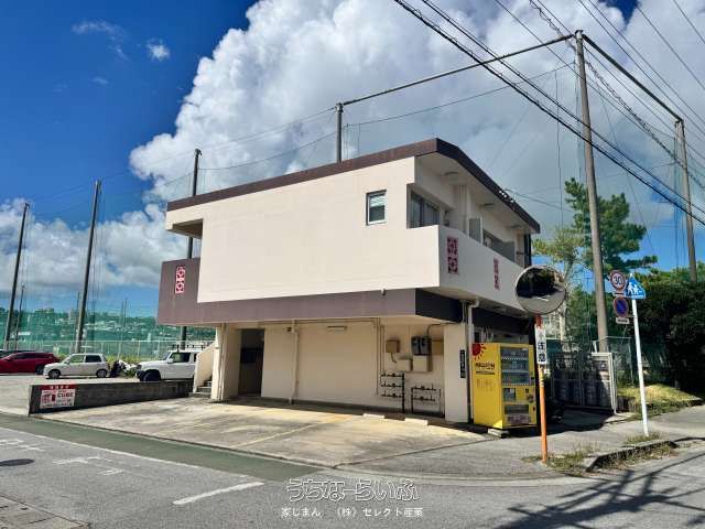 Okinawa City Apartment Building for Sale - 4.83% Yield - Thumbnail 2