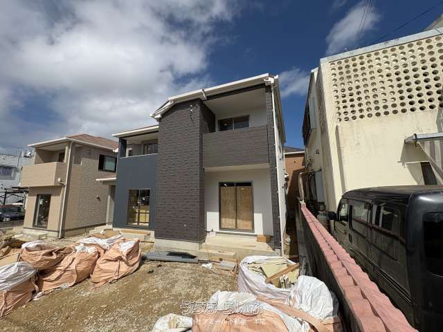New 2SLDK House in Uruma City, Okinawa - Under Construction - Thumbnail 2
