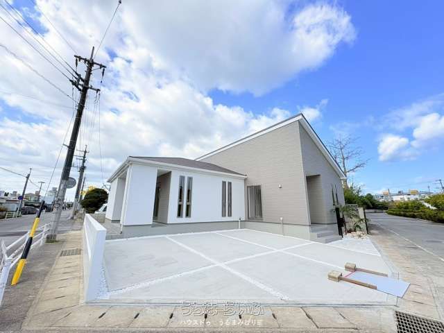 New 3LDK Single-Story House for Sale in Uruma, Okinawa - Thumbnail 2