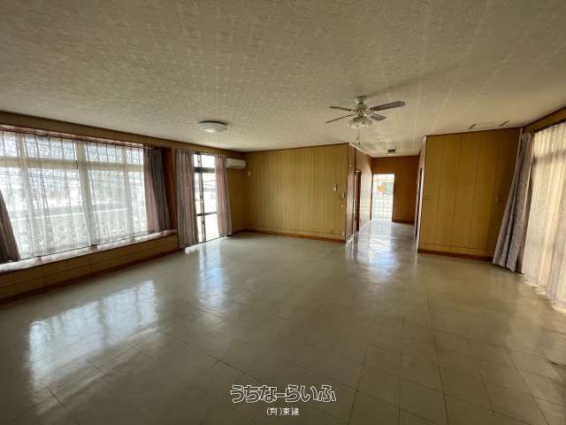 NS Mansion Unit 12: 3LDK Apartment for Rent in Yomitan, Okinawa - Thumbnail 2
