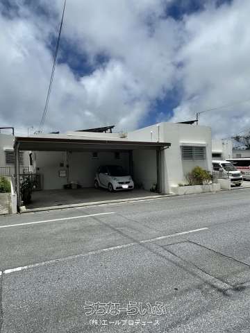 3LDK Single-Story RC House with Solar Panels for Sale in Yaese Town, Okinawa - Thumbnail 3