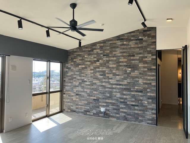 Renovated 2LDK Apartment Near Akamine Station, Naha - Thumbnail 3