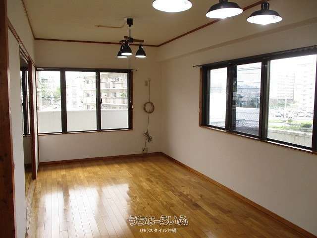 Renovated 1LDK Apartment for Rent in Ginowan City, Okinawa - Thumbnail 3