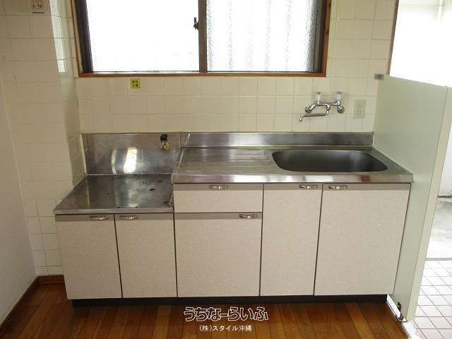 Renovated 1LDK Apartment for Rent in Ginowan City, Okinawa - Thumbnail 4