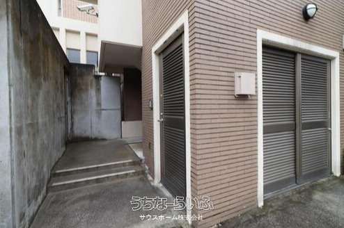 Lions Izumizaki Mark Hills 308 - 3LDK Apartment for Rent in Naha - Thumbnail 2