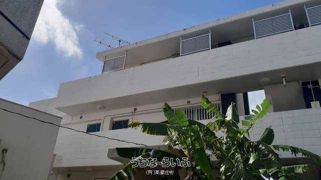 Naha City Apartment Building for Sale - 115M Yen Investment - Thumbnail 2