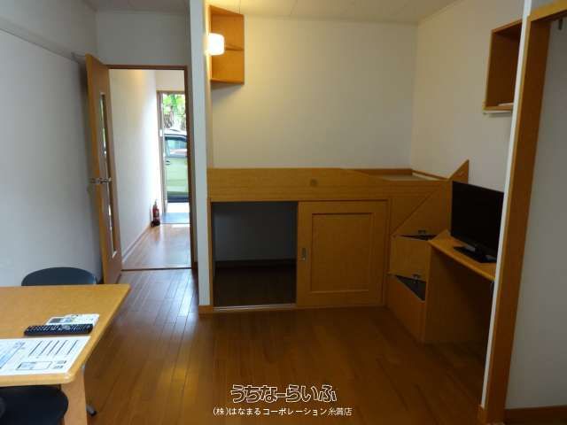 Rent Leopalace Toyomi 205 in Tomigusuku, Okinawa - 1K Apartment - Thumbnail 3