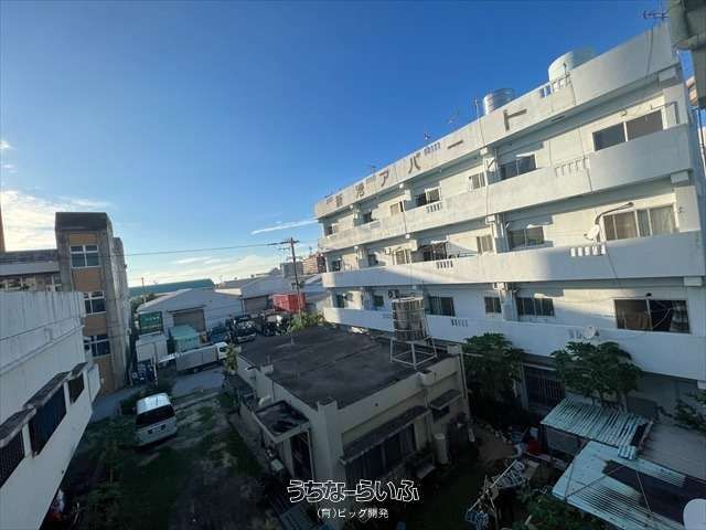 2K Apartment for Rent in Naha Akebono, Okinawa - 32,000 Yen - Thumbnail 2