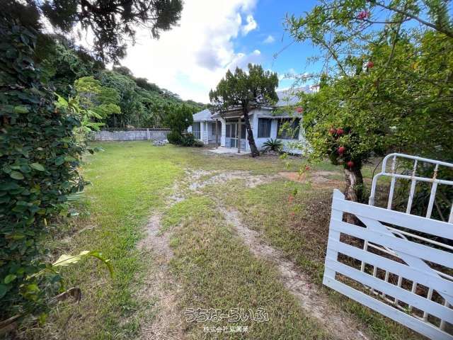 Traditional Okinawan House for Rent in Nakijin, Near Unten Port - Thumbnail 4