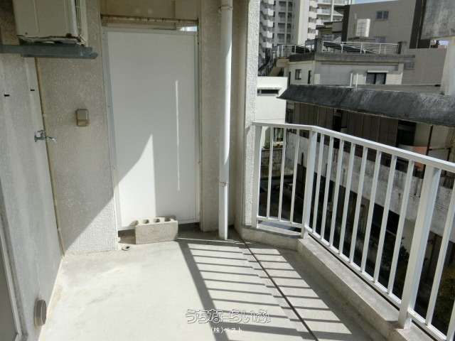 1DK Apartment for Rent in Nakagusuku Village, Okinawa - Thumbnail 2