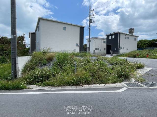 111 sqm Land for Sale in Tabaru, Uruma City, Okinawa - Thumbnail 2